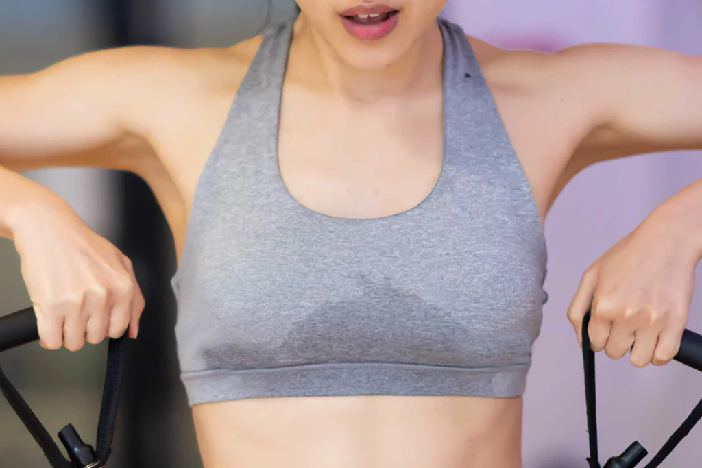 boob sweat and under boob chafing v2